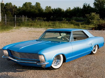 0706_RODP_01_z+1963_buick_riviera+left_front_side